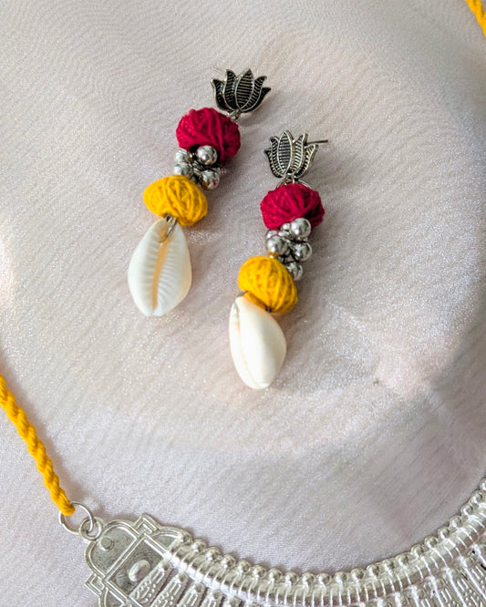 Maanvi Necklace