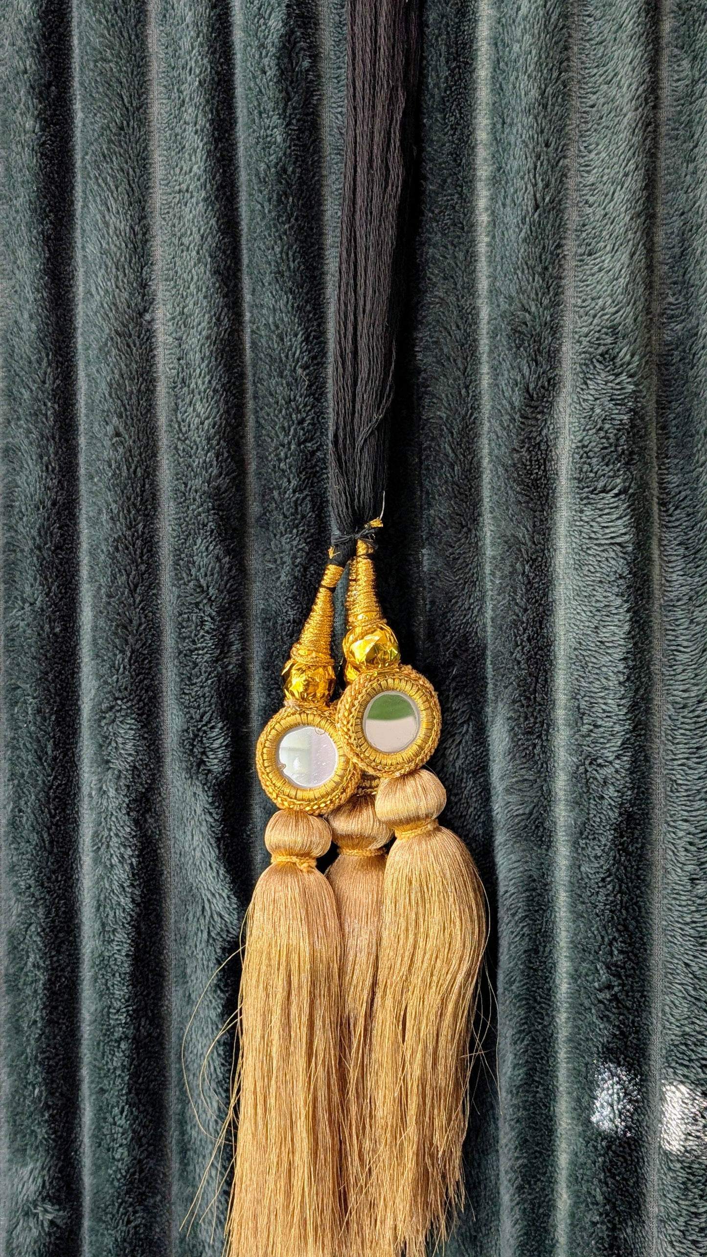 Punjabi Parandi - Golden & Mirror