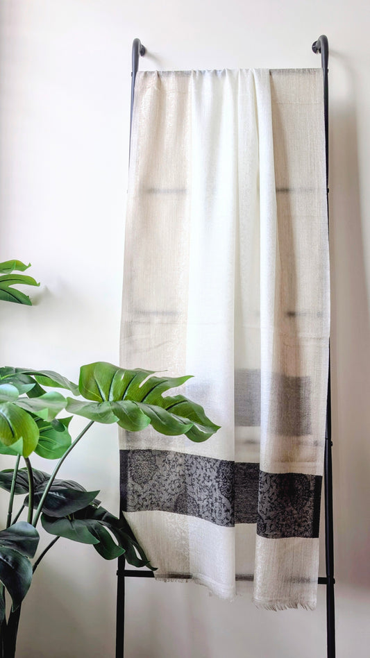 Pure Cashmere Stole in White & Black