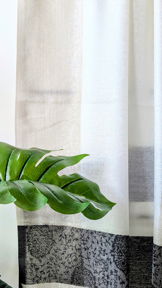 Pure Cashmere Stole in White & Black