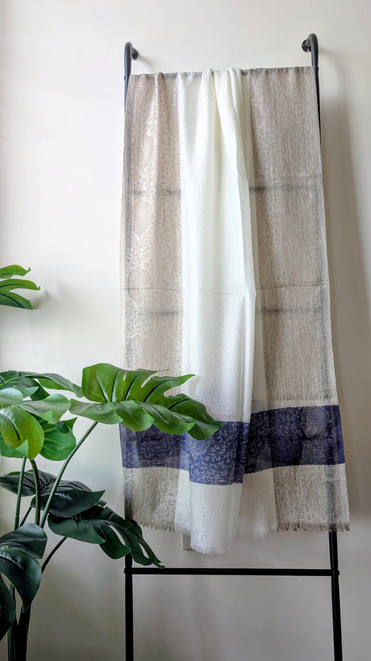 Pure Cashmere Stole in White & Blue
