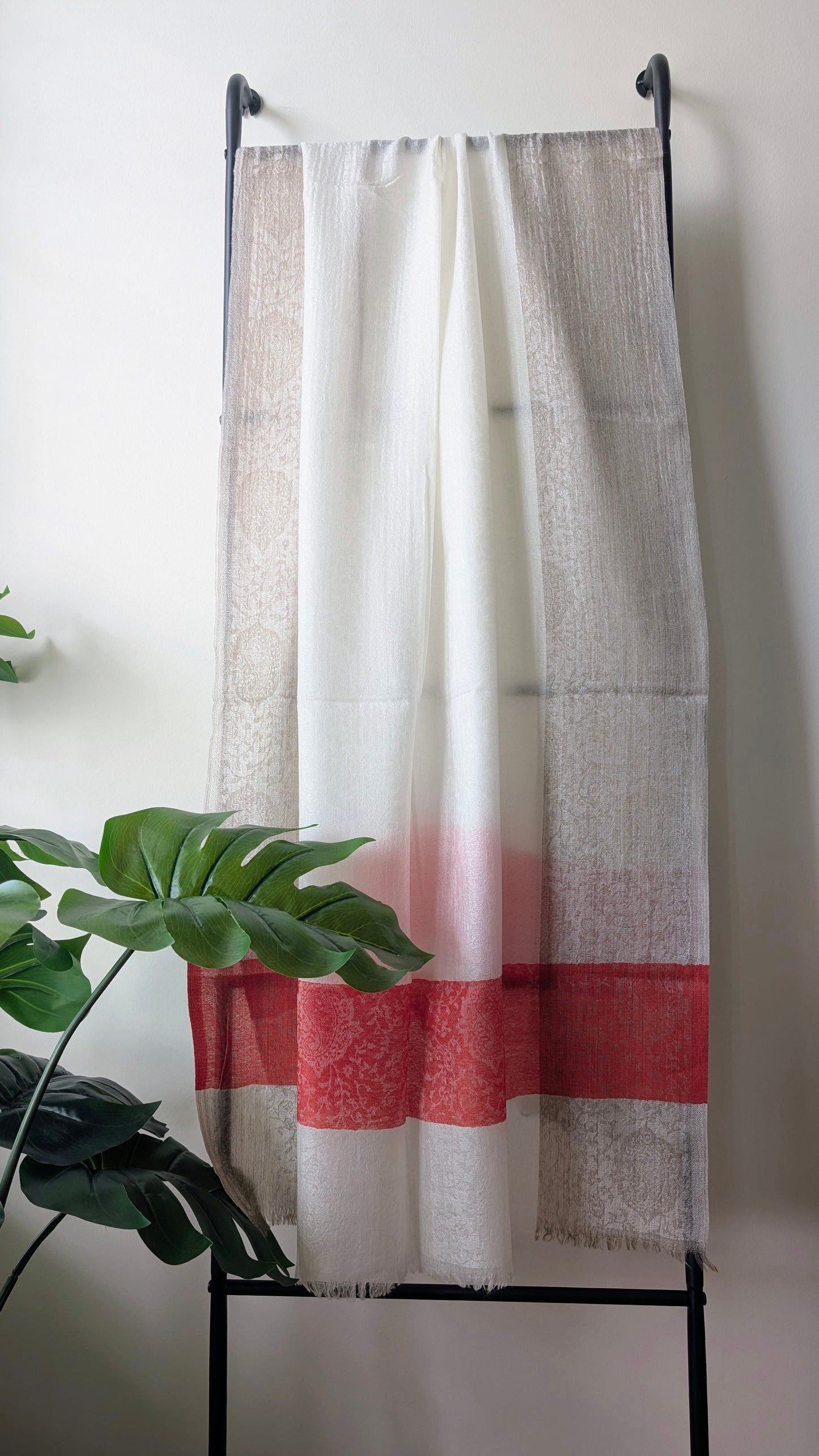 Pure Cashmere Stole in White & Red