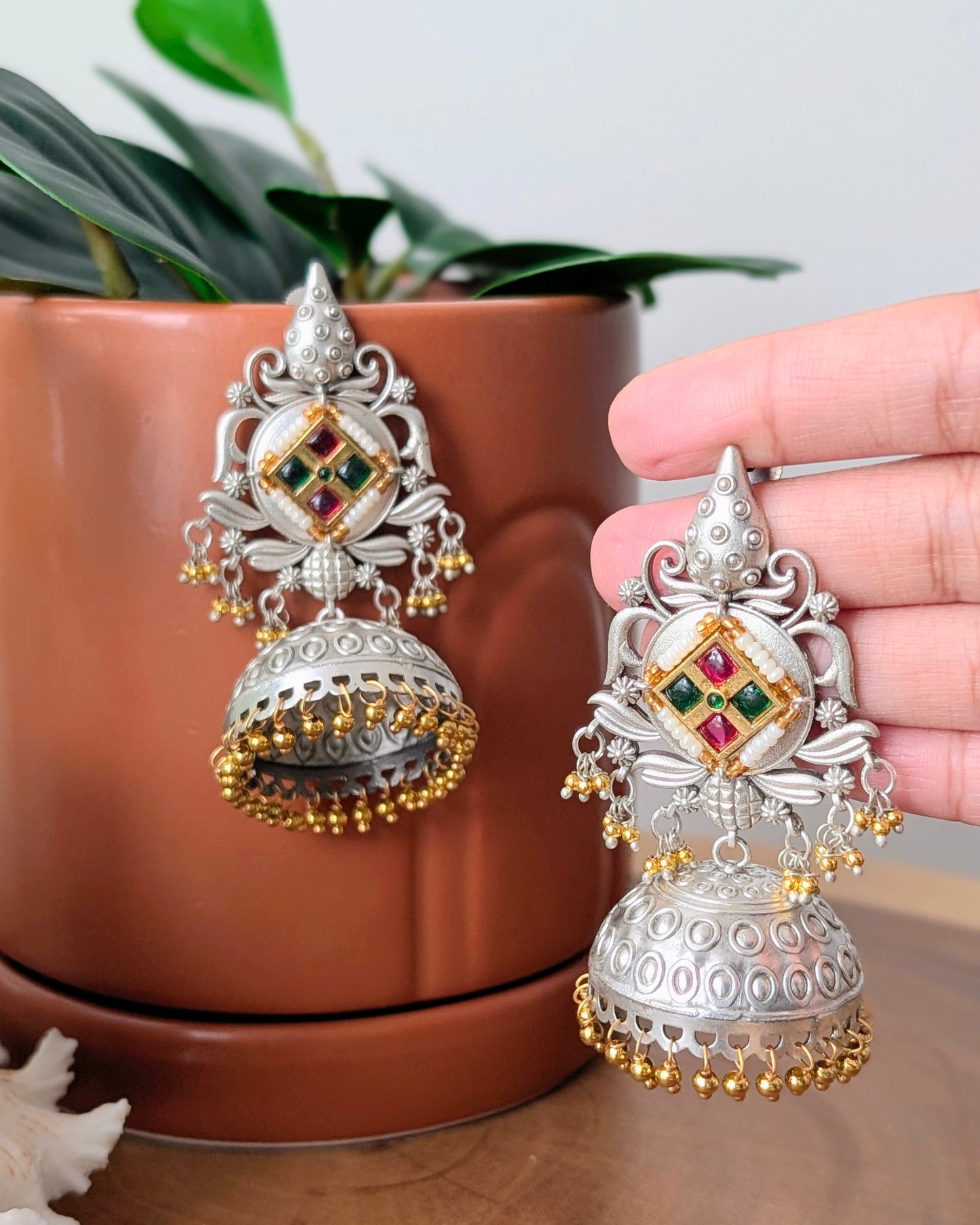 Diya Oxidized Silver Kundan Jhumka