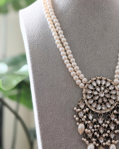 Medium Length Pearl Kundan Necklace