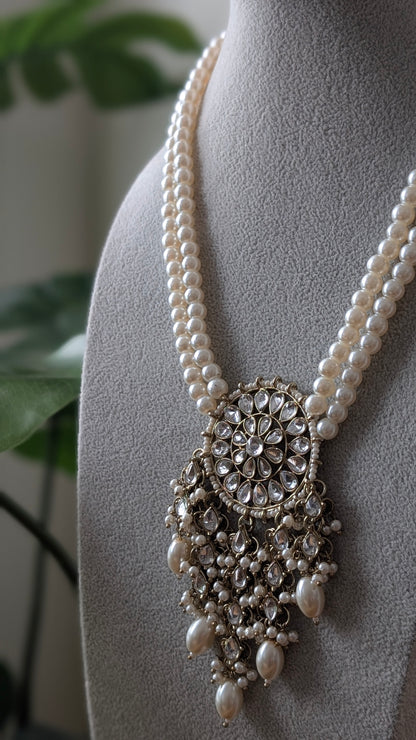 Medium Length Pearl Kundan Necklace