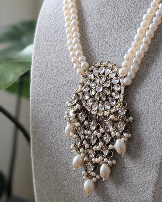 Medium Length Pearl Kundan Necklace