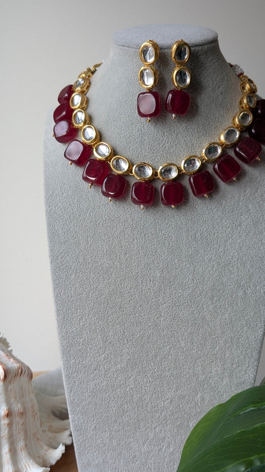 Neerja Reversible Kundan Necklace - Red