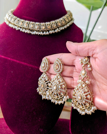 Devika Jadau Choker Necklace