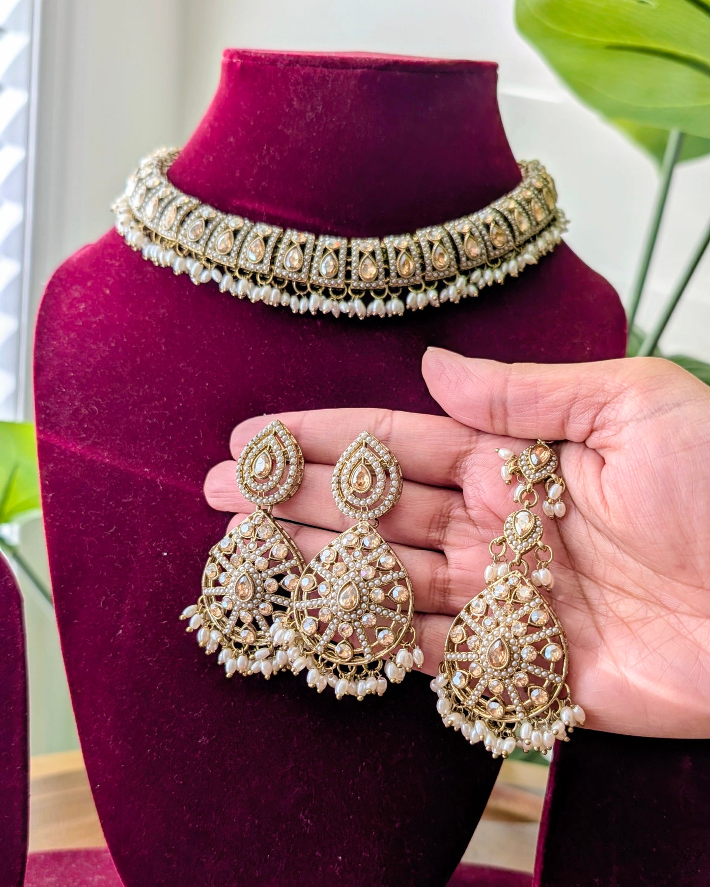 Devika Jadau Choker Necklace