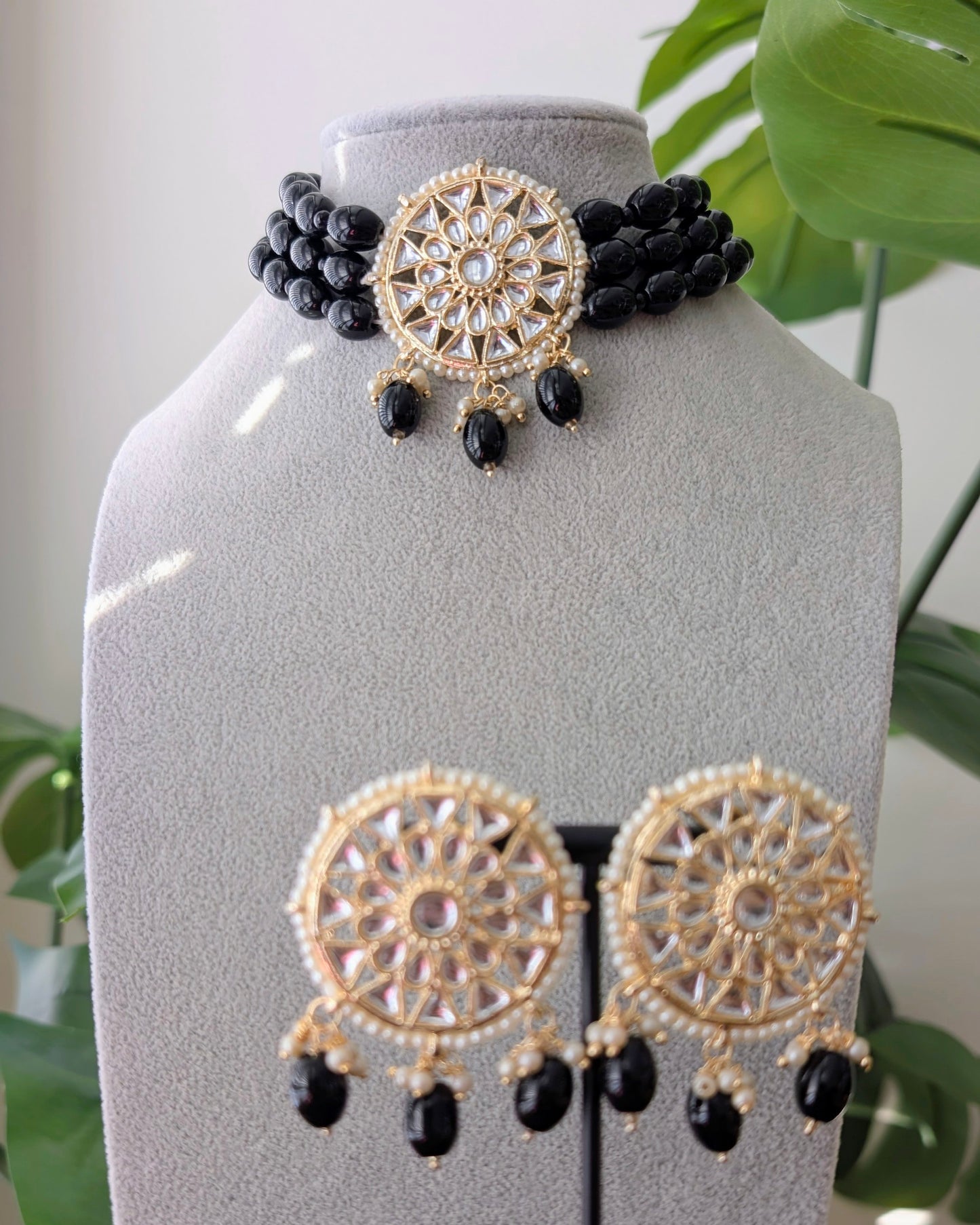 Roopam Kundan Choker Necklace - Black