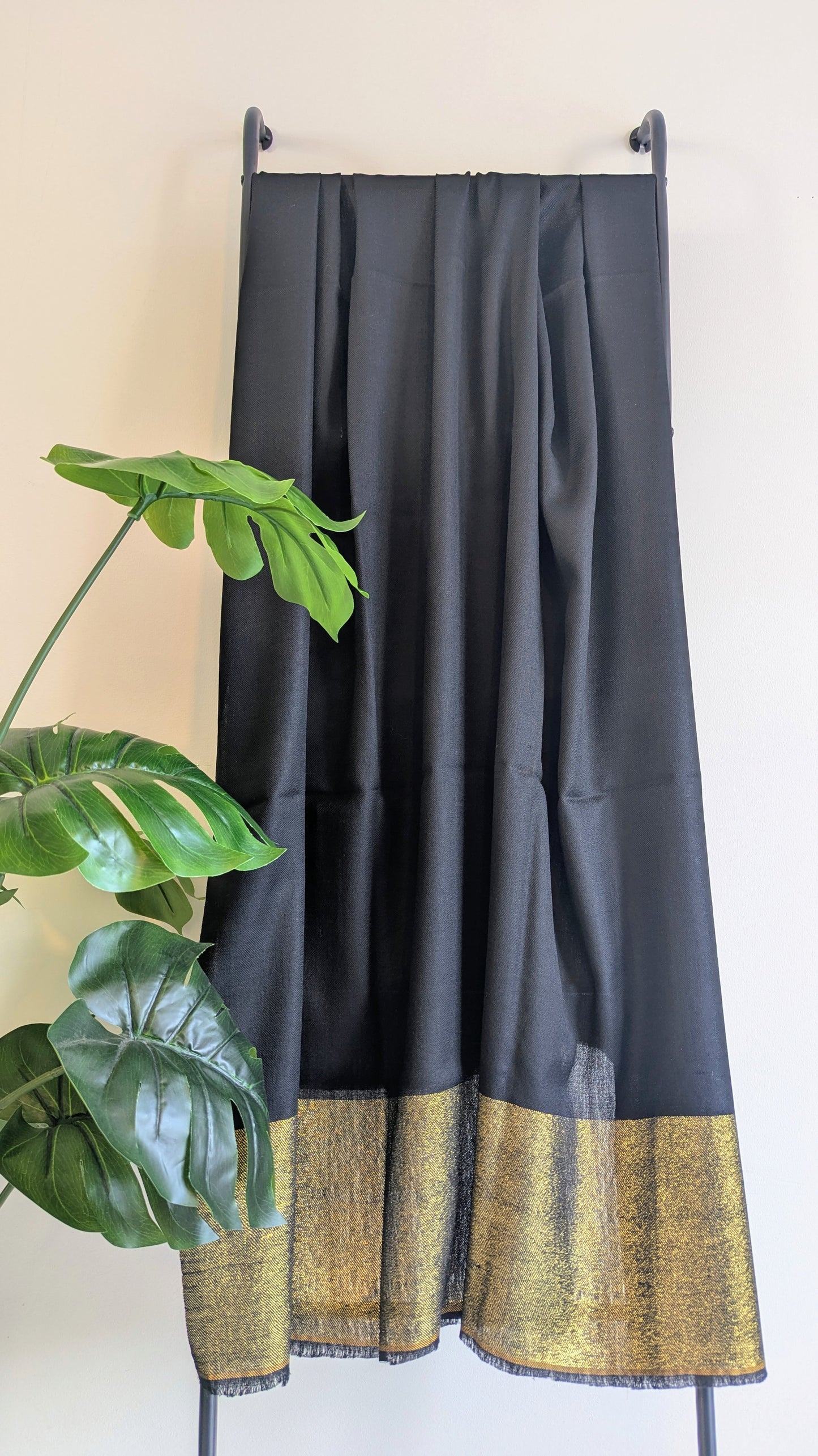 Unisex Semi Pashmina Zari Shawl - Black