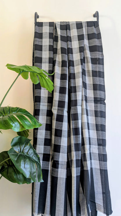 Unisex Semi Pashmina Check Lohi - Black