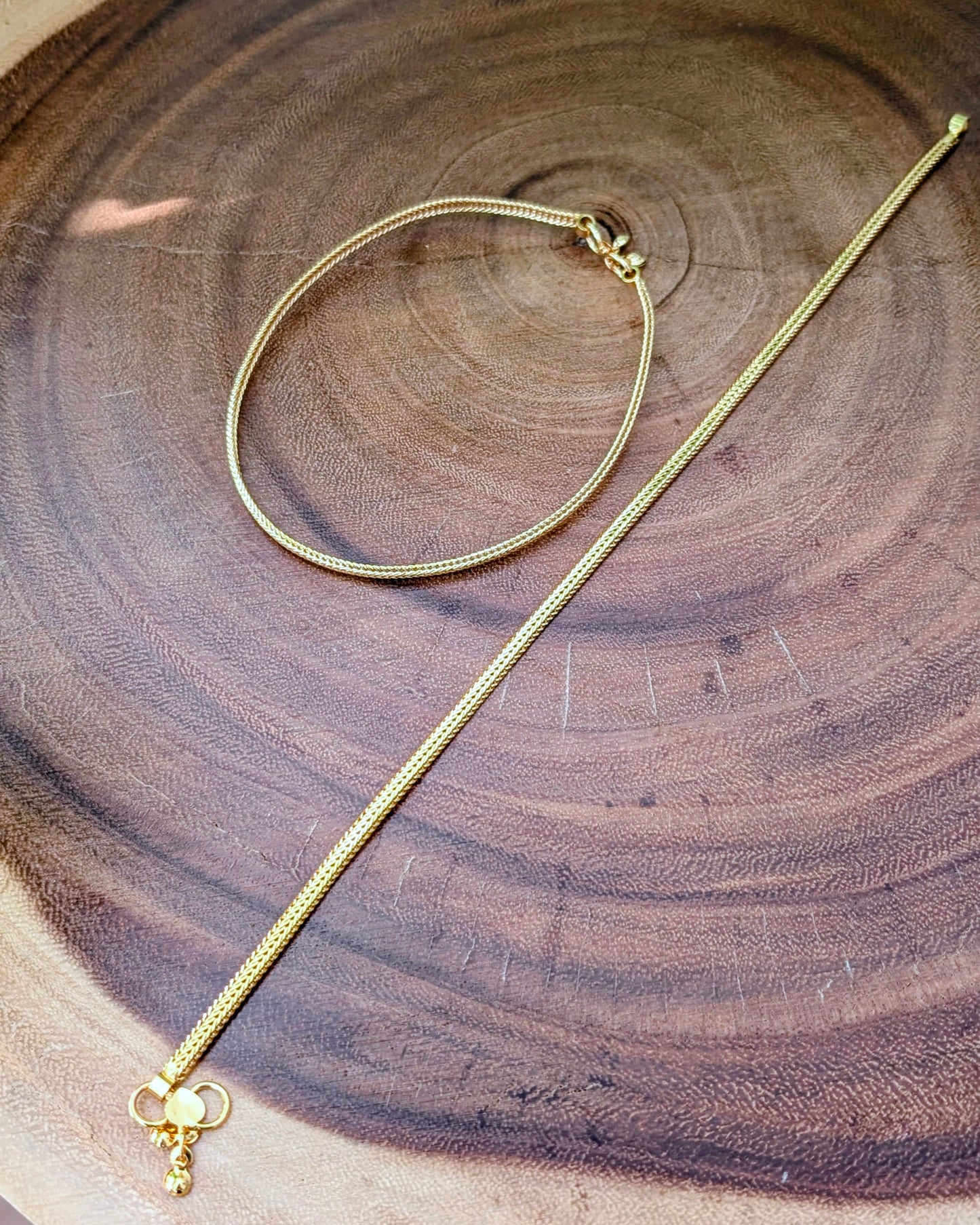 Shipra Golden Anklets
