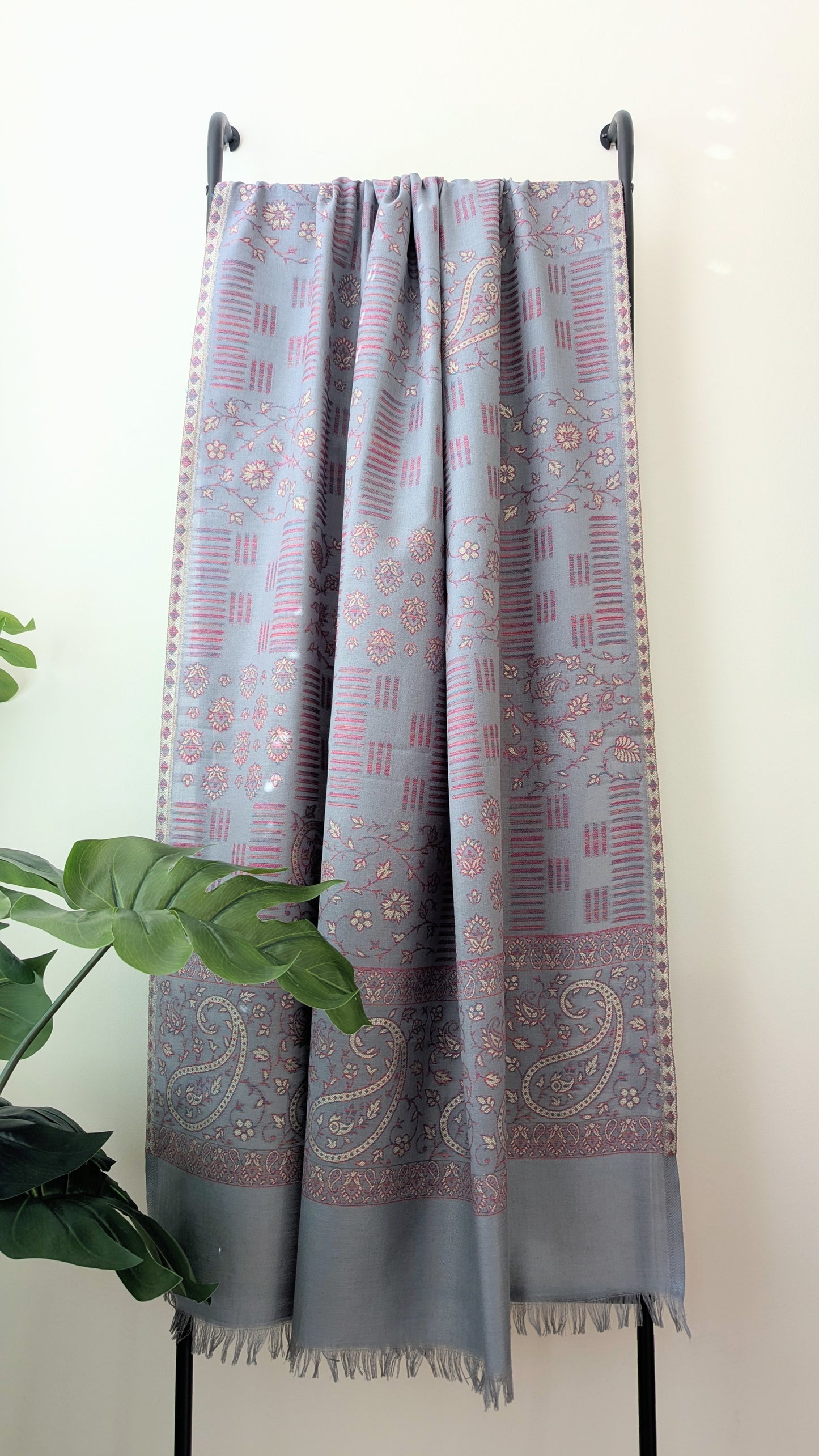 Kani Weave Zari Shawl - Lavender Gray