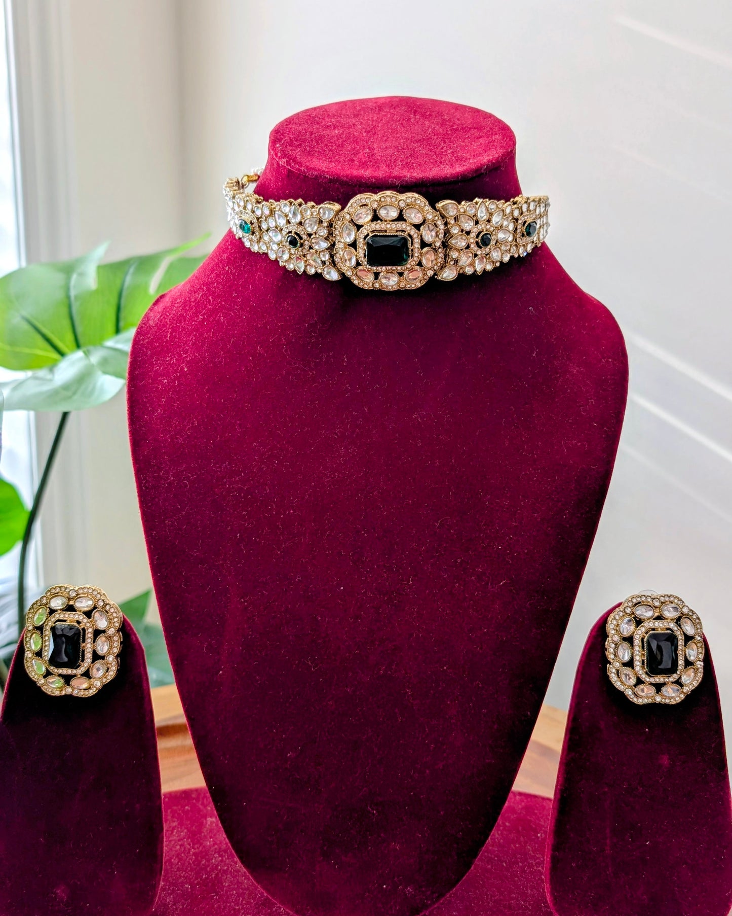Premium Polki Choker with Earrings - Green
