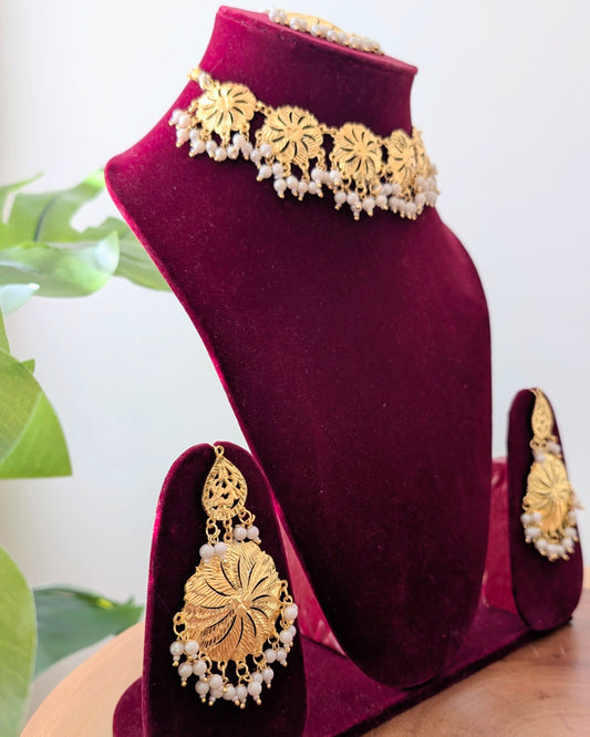 Priyal Jadau Necklace - Pearl