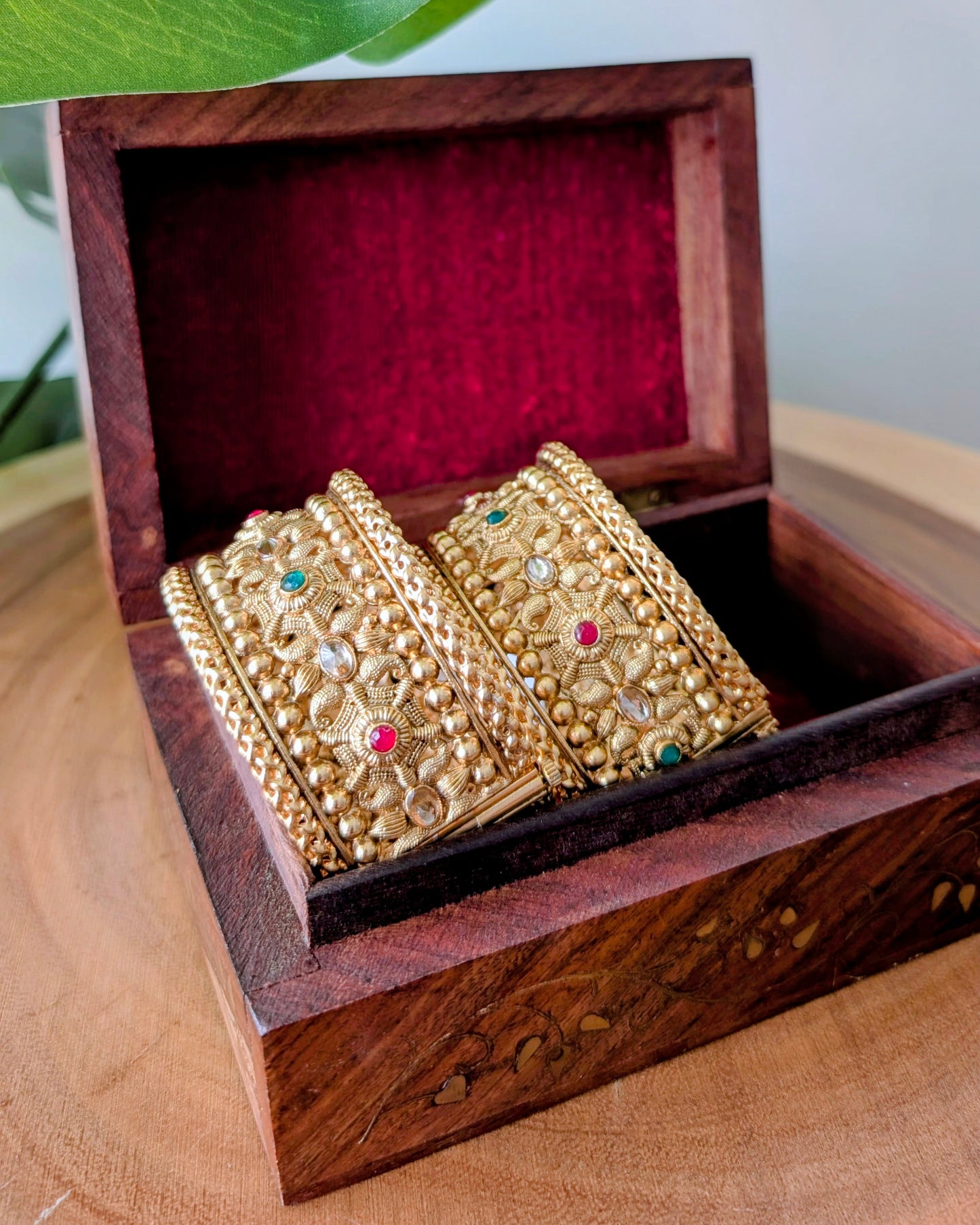 Samiksha Bangles