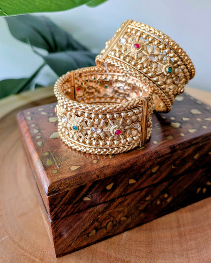 Samiksha Bangles