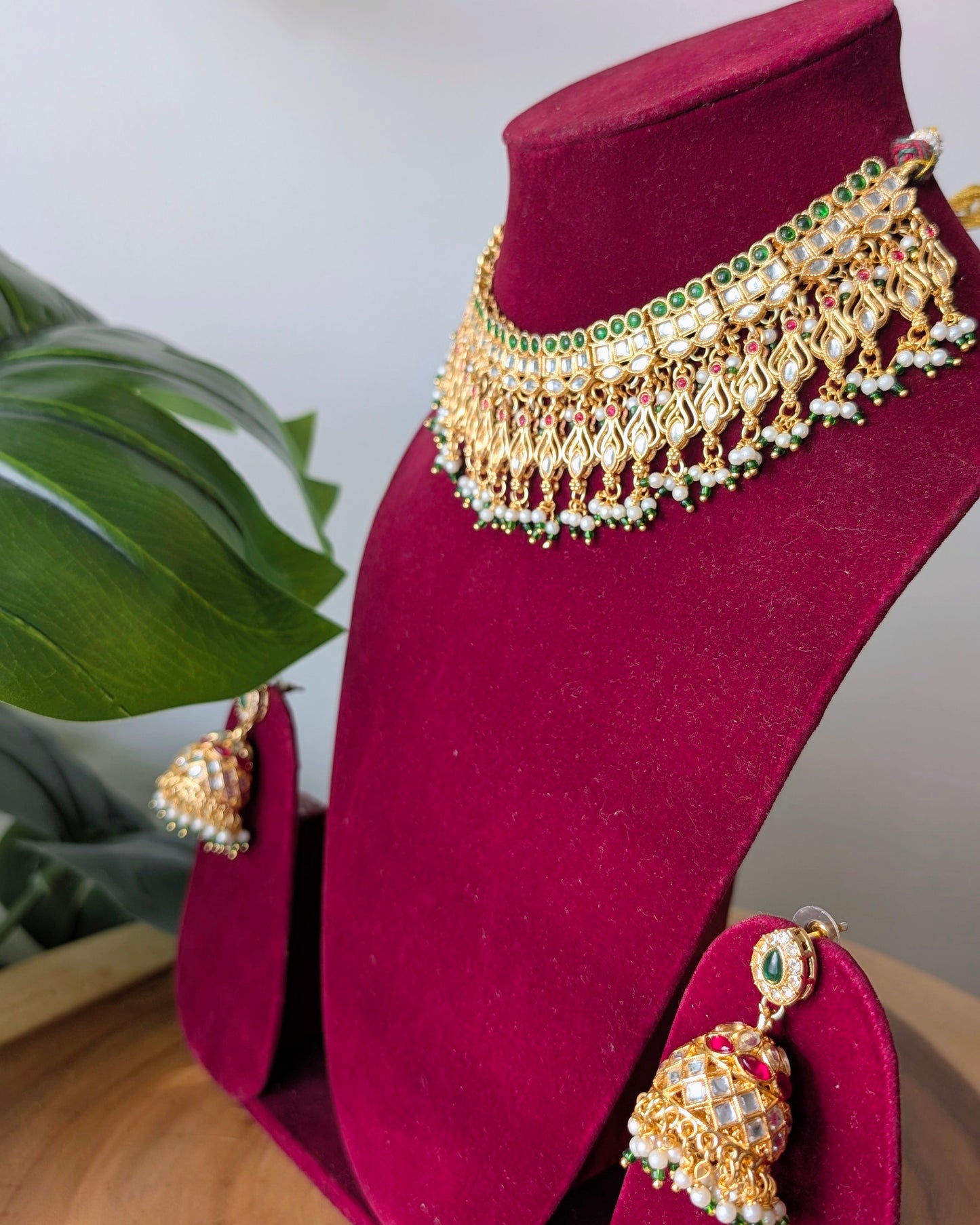 Jadau Kundan Choker Necklace - Red Green