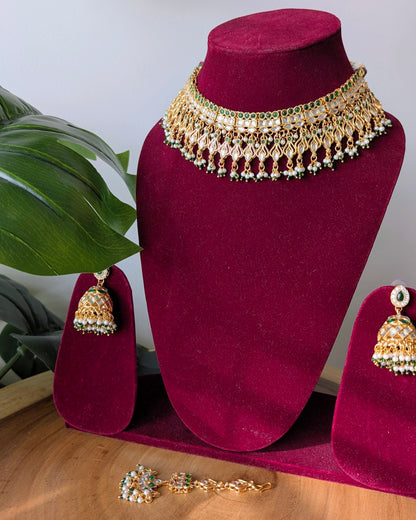 Jadau Kundan Choker Necklace - Dark Green