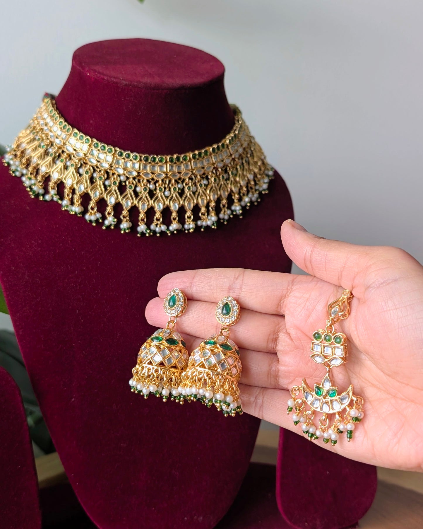 Jadau Kundan Choker Necklace - Dark Green