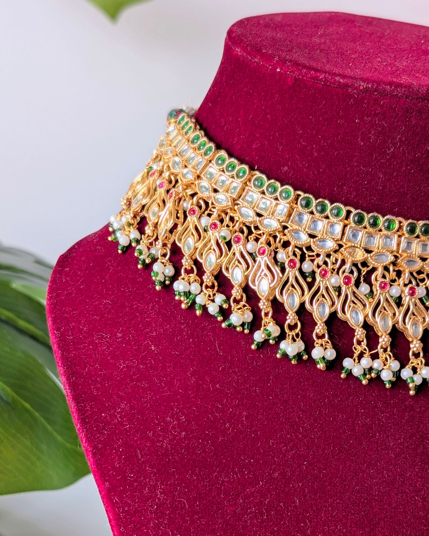 Jadau Kundan Choker Necklace - Red Green