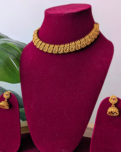 Antique Golden Choker Necklace - 2