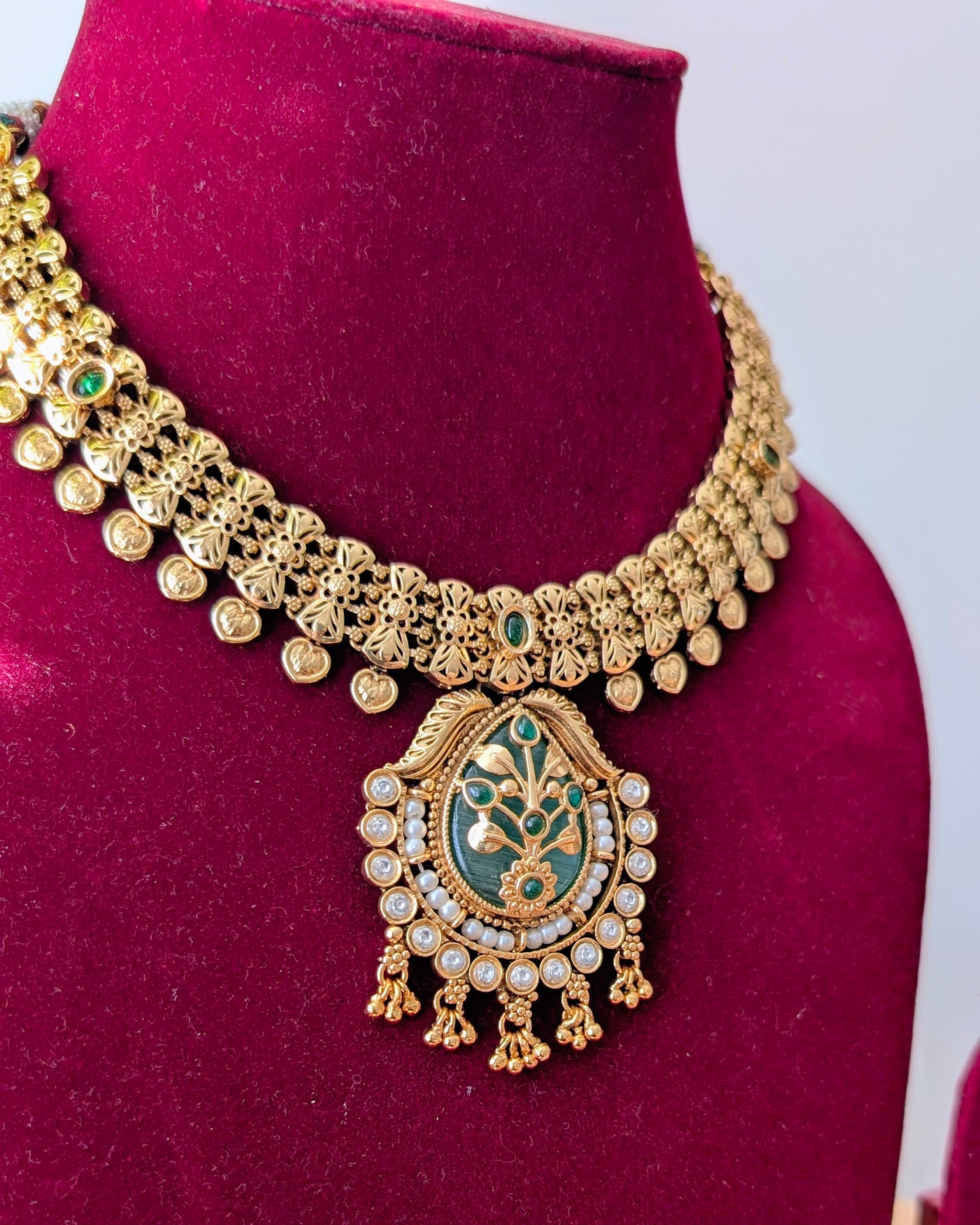 Jaya Premium Heritage Kundan Necklace
