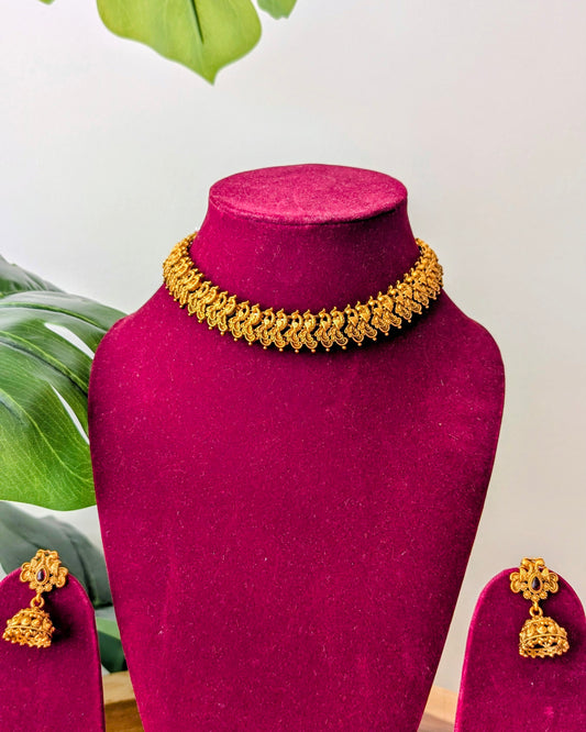 Antique Golden Choker Necklace