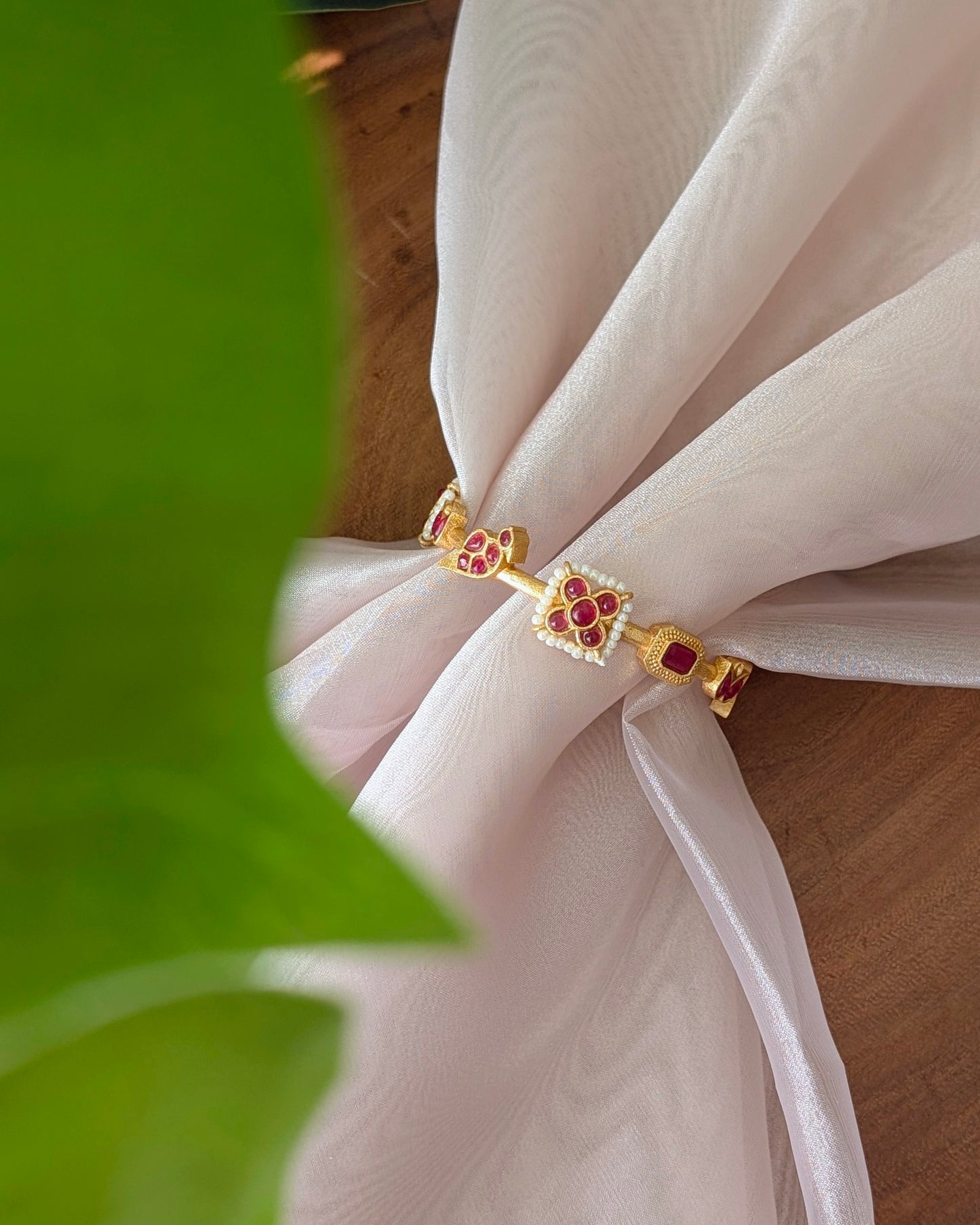 Morni Pearl Bracelet - Ruby