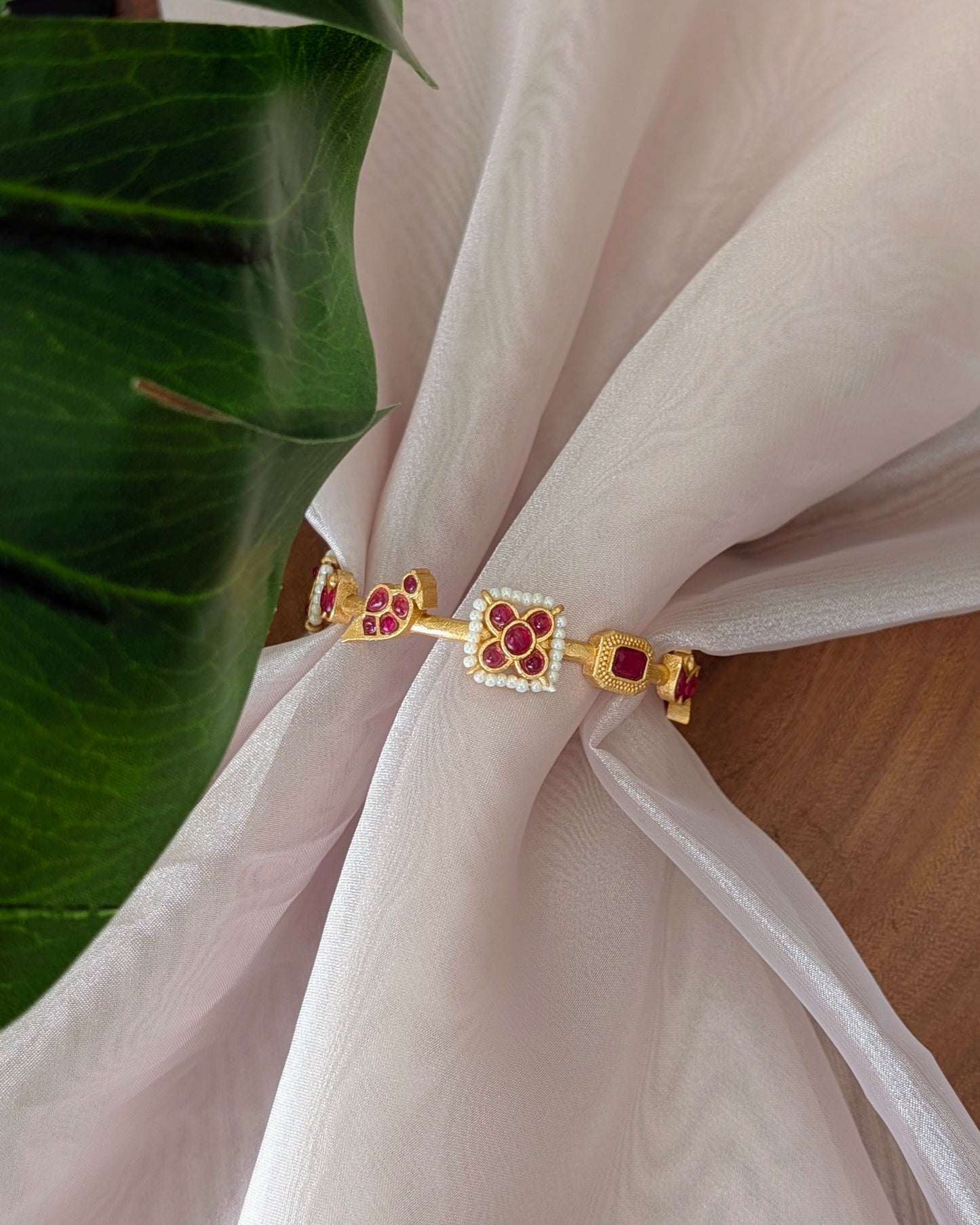 Morni Pearl Bracelet - Ruby