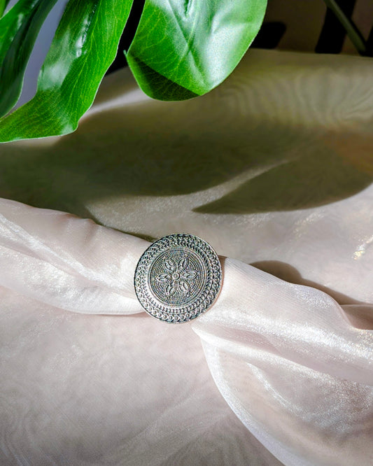 Anushka Adjustable Ring