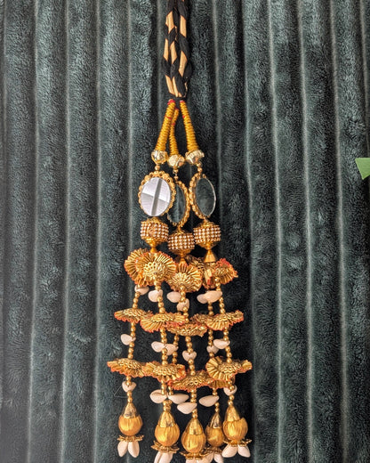 Punjabi Parandi - Cowrie