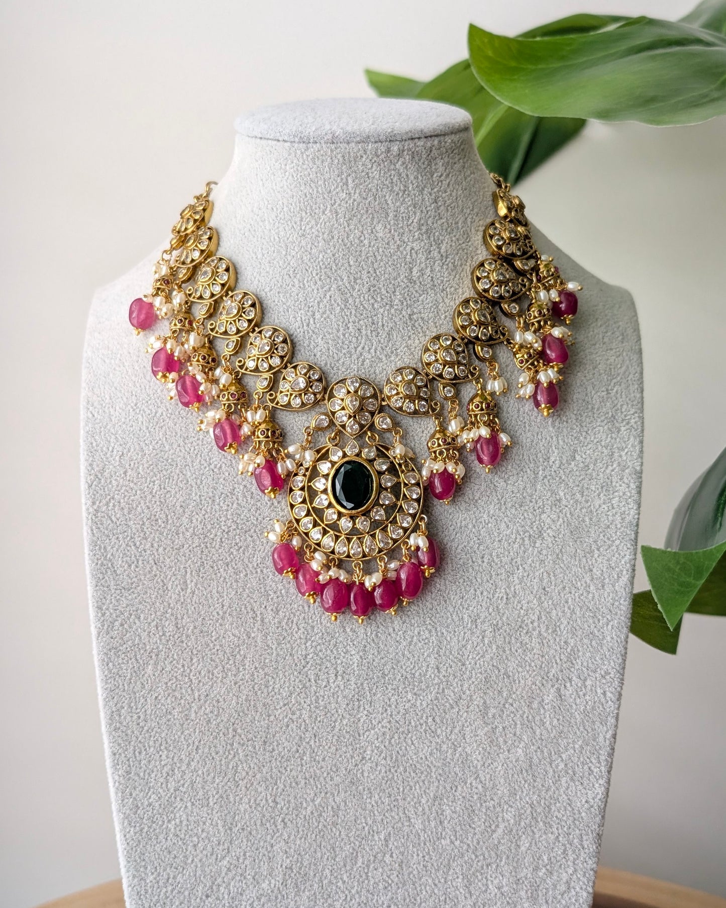 Sanya Victorian AD Necklace - Pink
