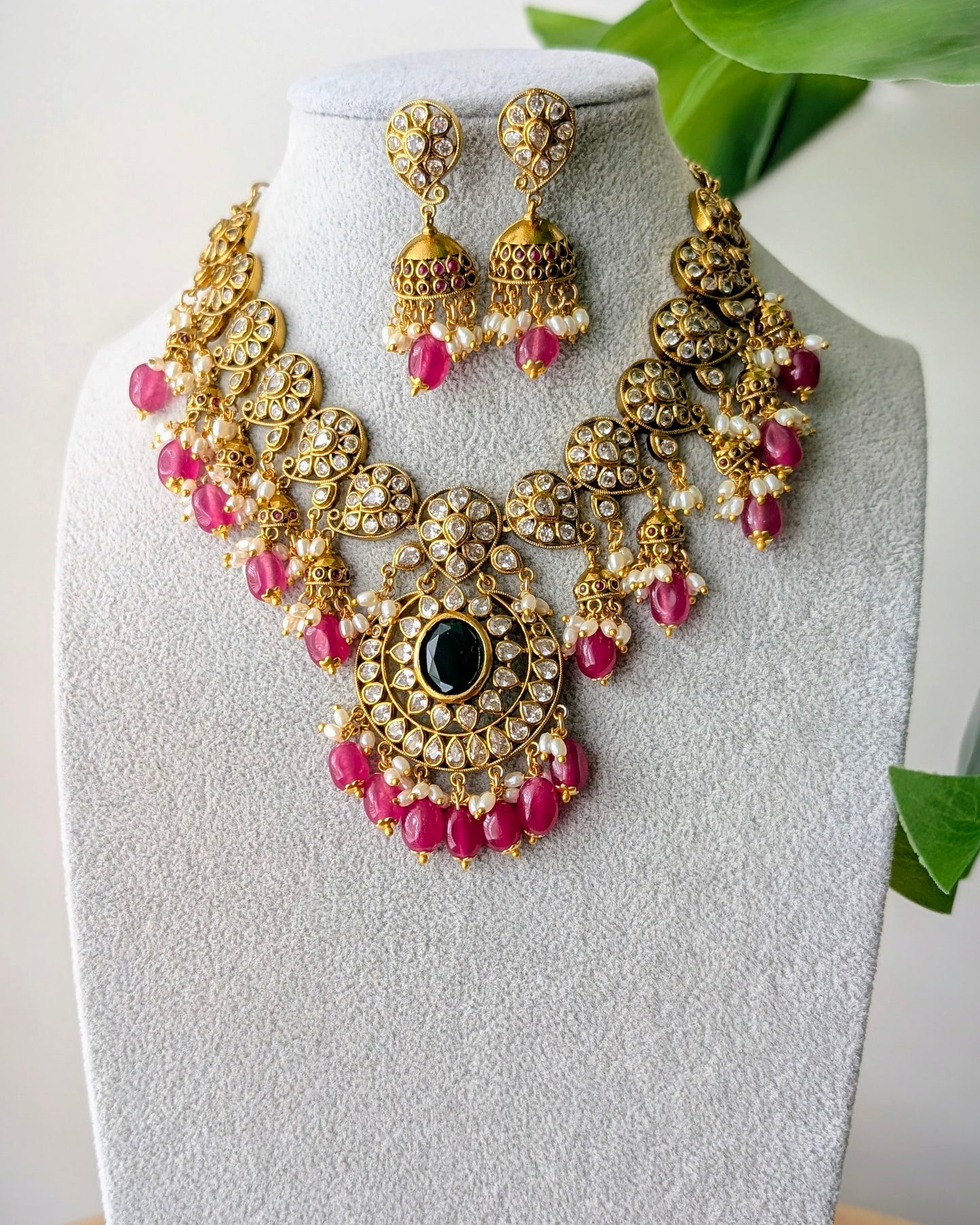 Sanya Victorian AD Necklace - Pink