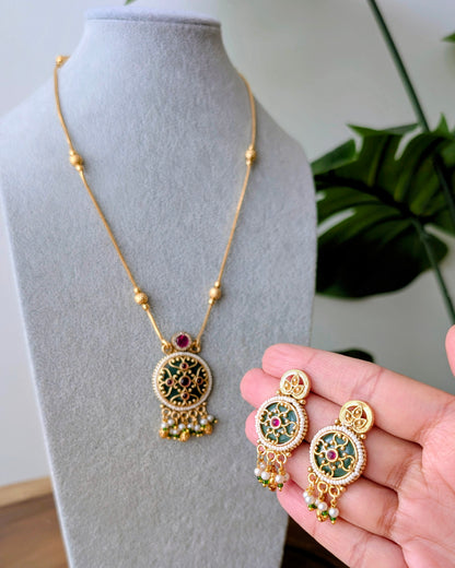 Shreni Heritage Pendant Necklace Set - Green