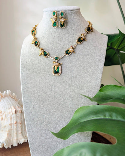 Viral Victorian Bird Green Emerald Neckline