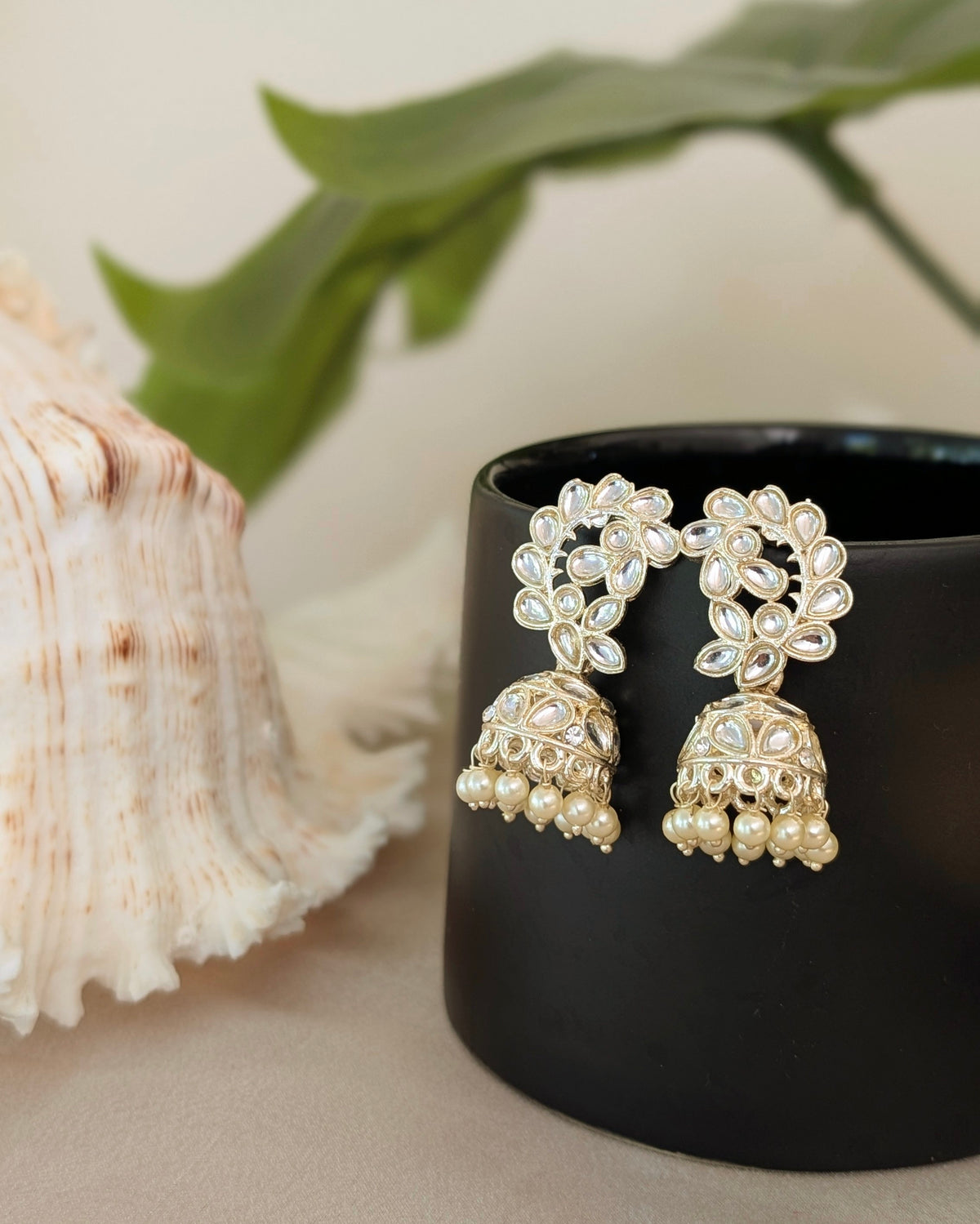 Light Golden Cute Kundan Jhumki