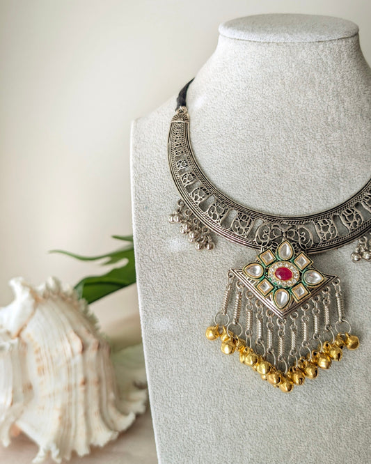 Dual Tone Oxidized Silver Hasli Kundan Ghungroo Necklace