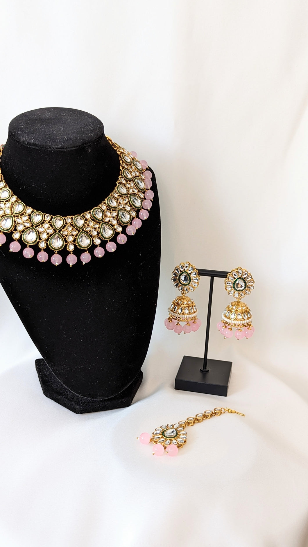 Ridhi Necklace - Baby Pink