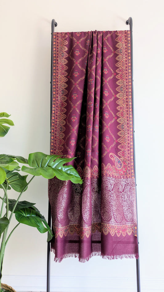 Handmade Pashmina shawls from Kashmir in kani design, very classy and warm maroon/wine color. Great gift for parents, mothers, mother in law (MIL). Very high quality shawl available in different sizes only at Sufna Canada 
