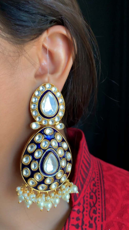 Silicone earchains used to support heavy earrings. Pick-up in Ajax Ontario. Worldwide shipping available. Perfect for wedding, festival jewelry, indian Jewelry, kids jewelry, kundan jewelry, gifting, costume jewelry, fashion jewelry, Eid, onam, Diwali, karwachauth, navratri. Free shipping available. Jewelry for women.