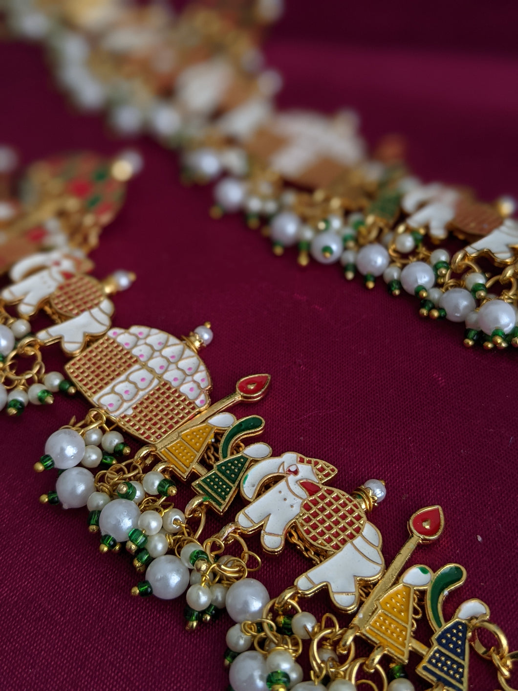 You cannot & should not miss any tiny detail about your look when it comes to your BIG day!  These multi-colored Baraat anklets make sure your feet look as adorned as rest of your body. Step into that new chapter of your life with these beautifully handcrafted anklets. Hindu wedding procession design