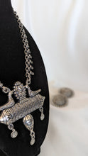 Load image into Gallery viewer, Silver Necklace - Ganesha
