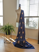 Load image into Gallery viewer, Sameira Shawl - Blue
